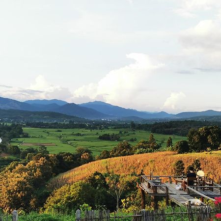 Hotel มนต์เมืองแจ่ม Mae Chaem Esterno foto