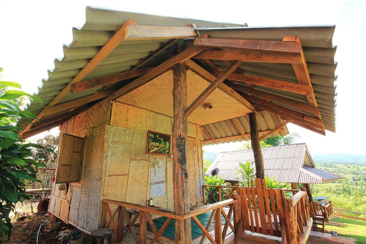 Hotel มนต์เมืองแจ่ม Mae Chaem Esterno foto