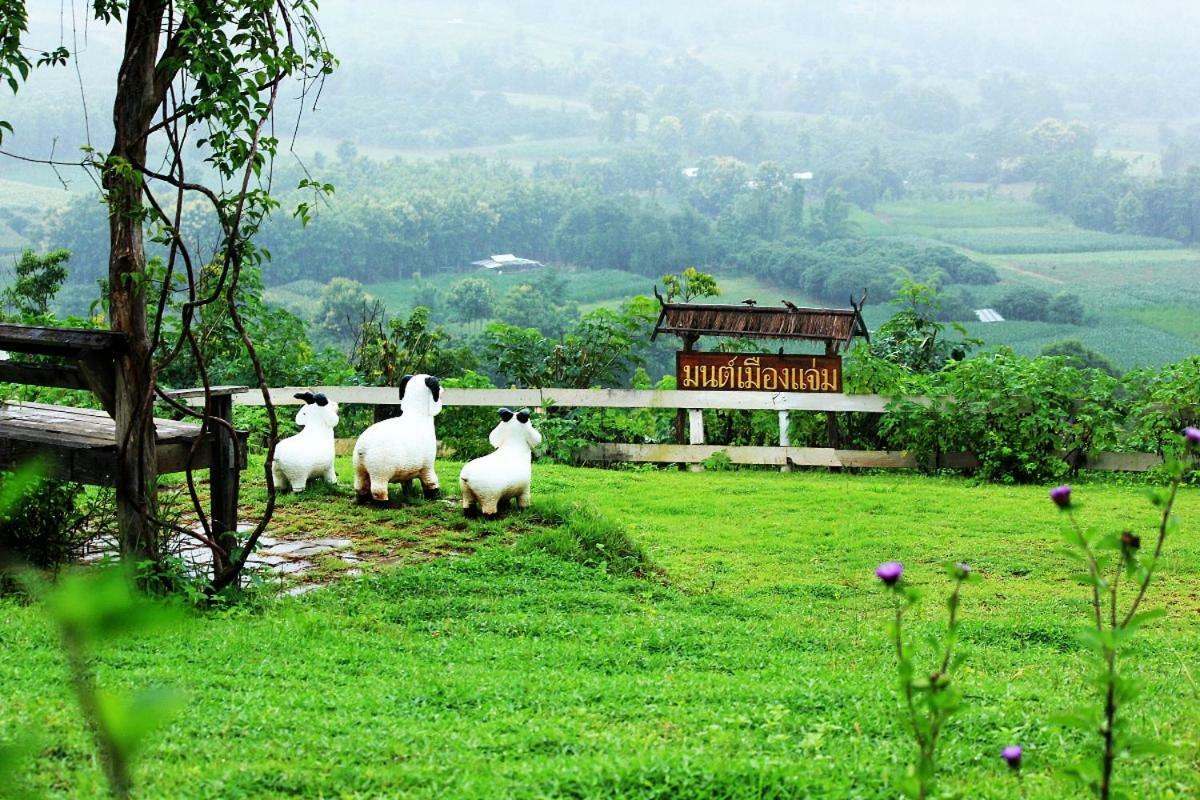 Hotel มนต์เมืองแจ่ม Mae Chaem Esterno foto